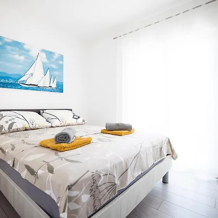 Deluxe Sanja With Seaview Apartment *