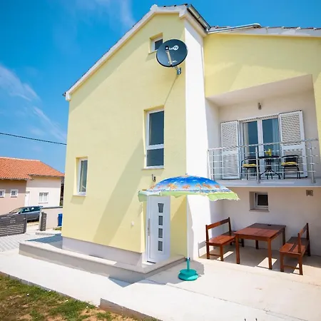 Deluxe Sanja With Seaview *