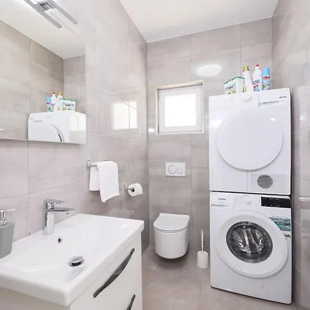 Apartman Deluxe Sanja With Seaview