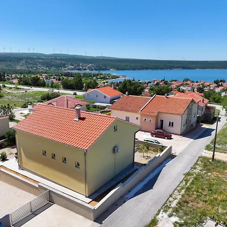Deluxe Sanja With Seaview